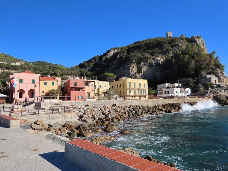 Apartment Welcome - Borgo Saraceno - Tramontana Varigotti